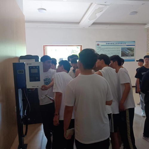 數(shù)字文化創(chuàng)意內(nèi)容應(yīng)用服務(wù) 2021級(jí)與2022級(jí)電子信息工程專業(yè)見習(xí)活動(dòng)紀(jì)實(shí)